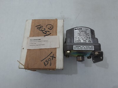 #ad Barksdale Pressure or Vacuum Actuated Switch D1T M80SS S0018 $195.00