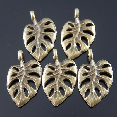 #ad 30pcs Vintage Bronze Alloy Hollow Leaf Charms Pendant DIY Accessories 03103 $3.51