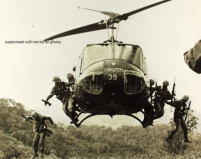#ad #ad Bell UH 1 Huey Helicopter dropping off troops 8quot;x 10quot; Vietnam War Photo #50 $7.43