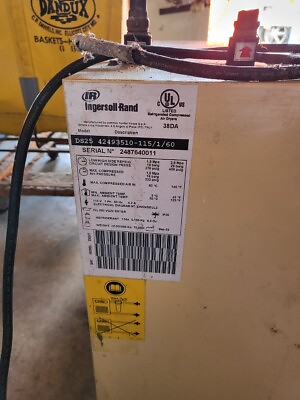 Ingersoll Rand D25IN Refrigerated Air Dryer Beige $600.00