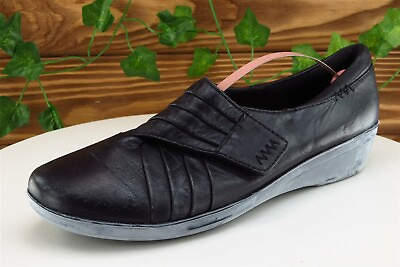 #ad Clarks Women Sz 9 M Black Flat Leather Shoes $12.99