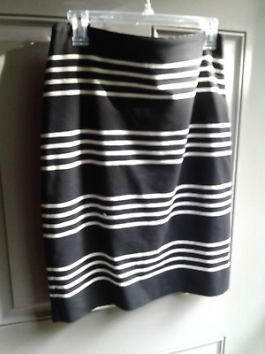 #ad White House Black Market Women#x27;s Skirt Pencil Black Zebra Cotton Size 8 $48.58