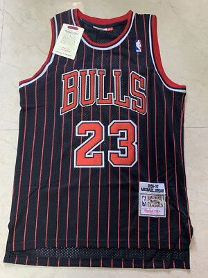 #ad Men#x27;s Michael Jordan Black #23 Chicago Bulls 1996 97 Embroidered Jersey $32.55