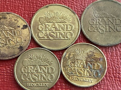 #ad VINTAGE 5 Grand Casino TOKEN COIN LOT SCARCE $14.70