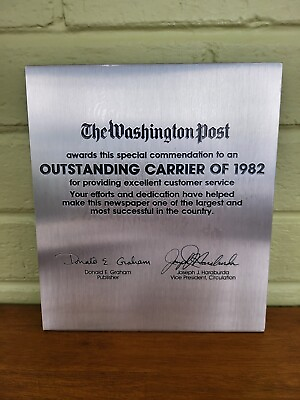 #ad Vintage The Washington Post Outstanding Carrier of 1982 Award Plaque Vtg 80s T6 $31.99