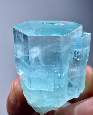 #ad 365 Carat beautiful terminated aquamarine crystal from Pakistan $1000.00