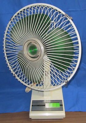 #ad Vintage Sears 3 Speed Oscillating Fan Green Plastic Blades Works $93.75