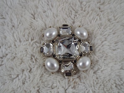 #ad Vintage Silvertone White Bead Glass Rhinestone Pin C72 $4.78