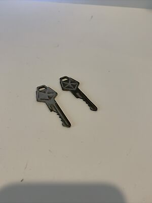 #ad Vintage Pair Of Chrysler Plymouth Dodge Keys Mopar Appx. 2 1 2quot; Auto Ignition $18.00