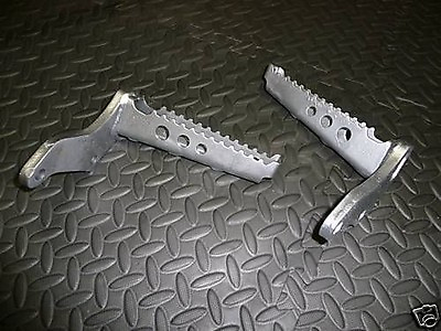 #ad YAMAHA Banshee footpegs foot pegs OEM factory 1987 2006 left amp; right $134.99