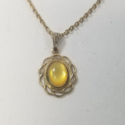 #ad 1950s Open Work Gold Tone Moonglow Cabochon Yellow Pendant Necklace 18in $13.99