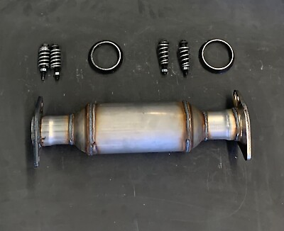 #ad FITS: 2011 12 13 14 15 2016 Toyota Sienna 3.5L AWD Rear catalytic Converter $102.00