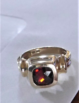 #ad Ladies Red Garnet 14K Yellow Gold Ring Size 5.5 6 $275.00