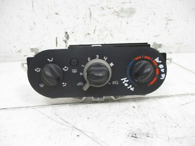 #ad Operating Element Air Conditioning Air Renault Twingo II CN0 1.2 69837342E AU $61.64